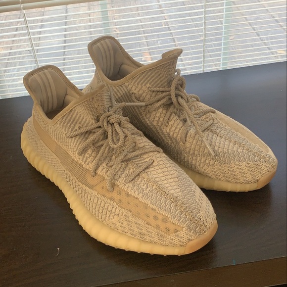 YZY Boost V2 Lundmark (Reflective) SZ. 10.5